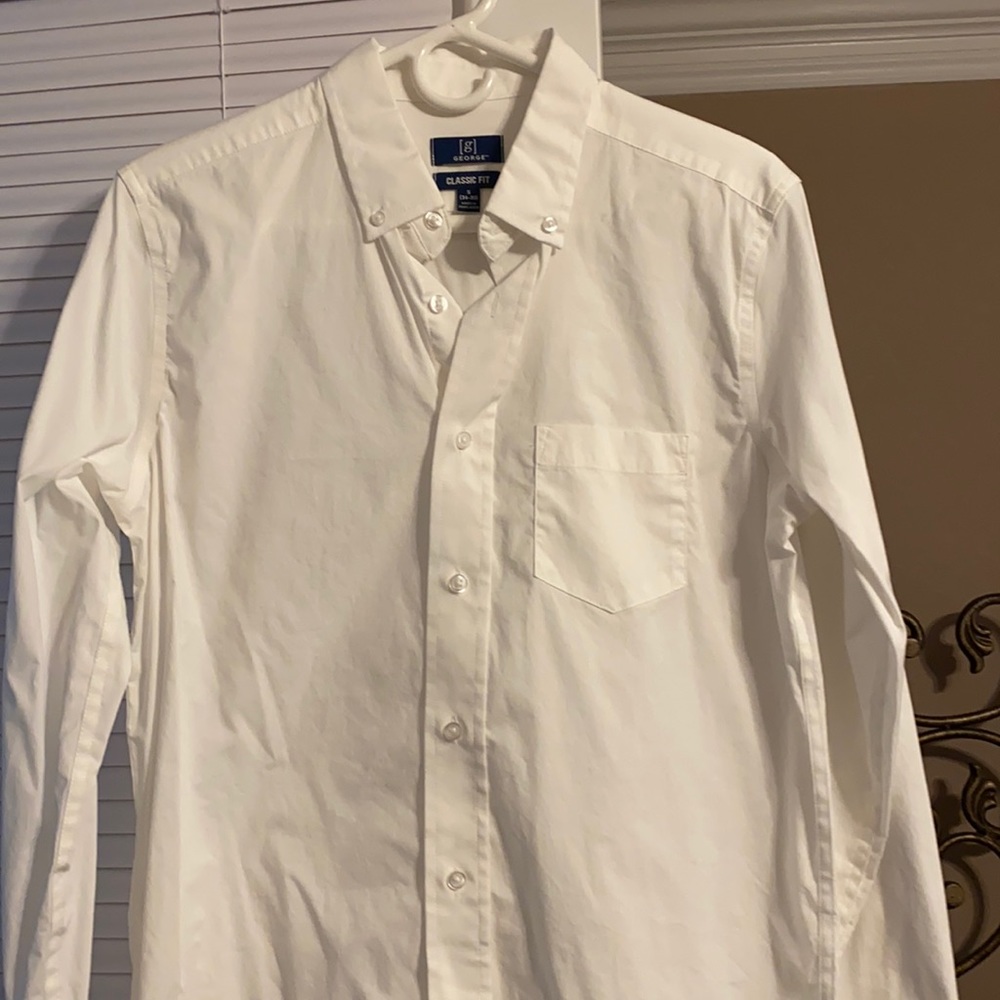 Men’s white shirt